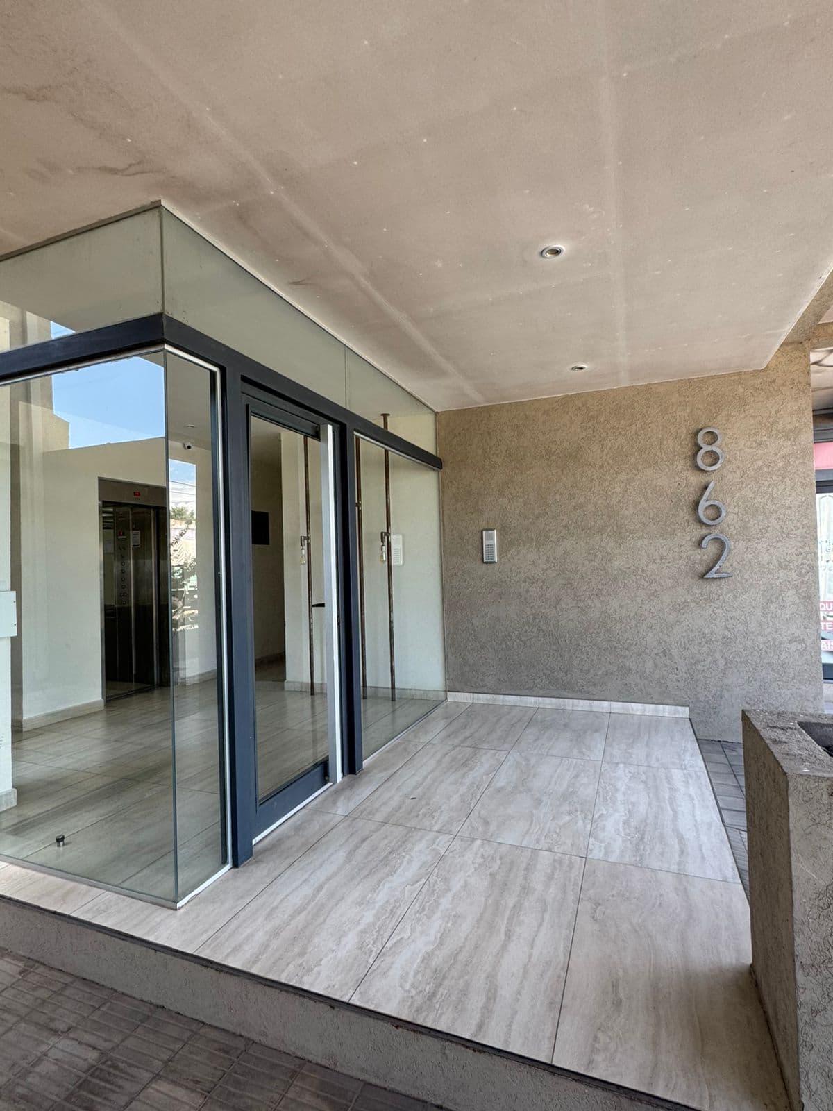 Departamento - Constitucion 862